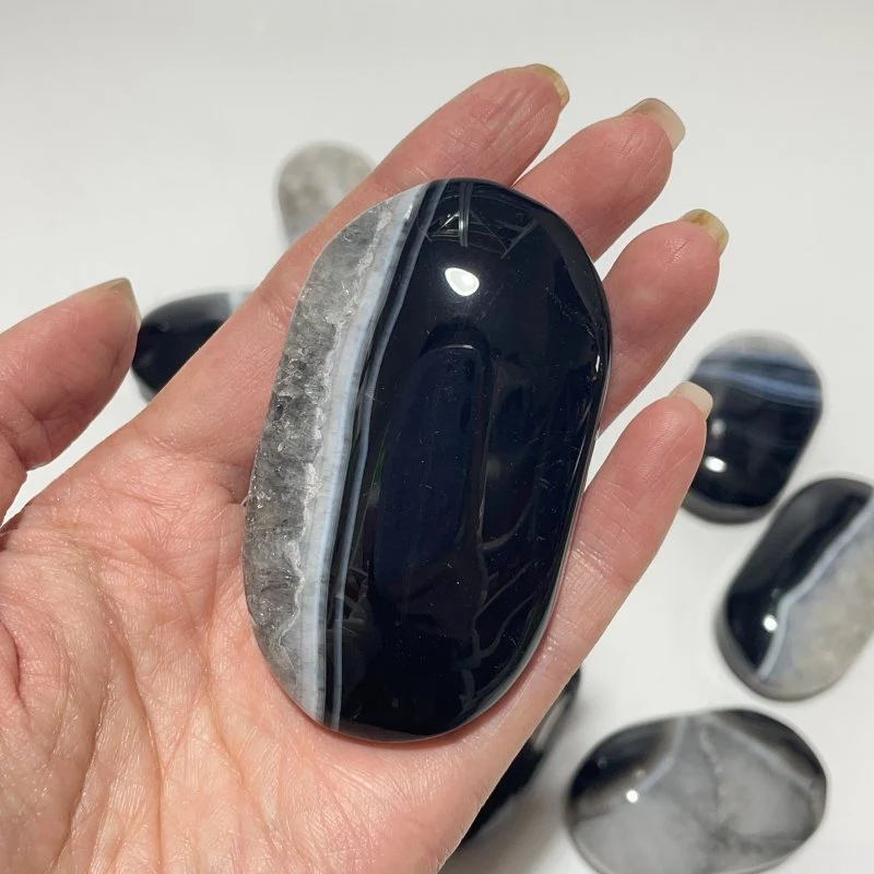 Black Stripe Agate Mixed Quartz Palm Wholesale Clearance - Image 7