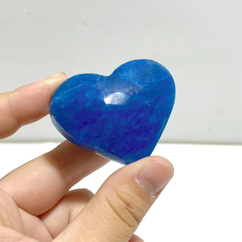 65 Pieces Blue Apatite Heart - Image 2