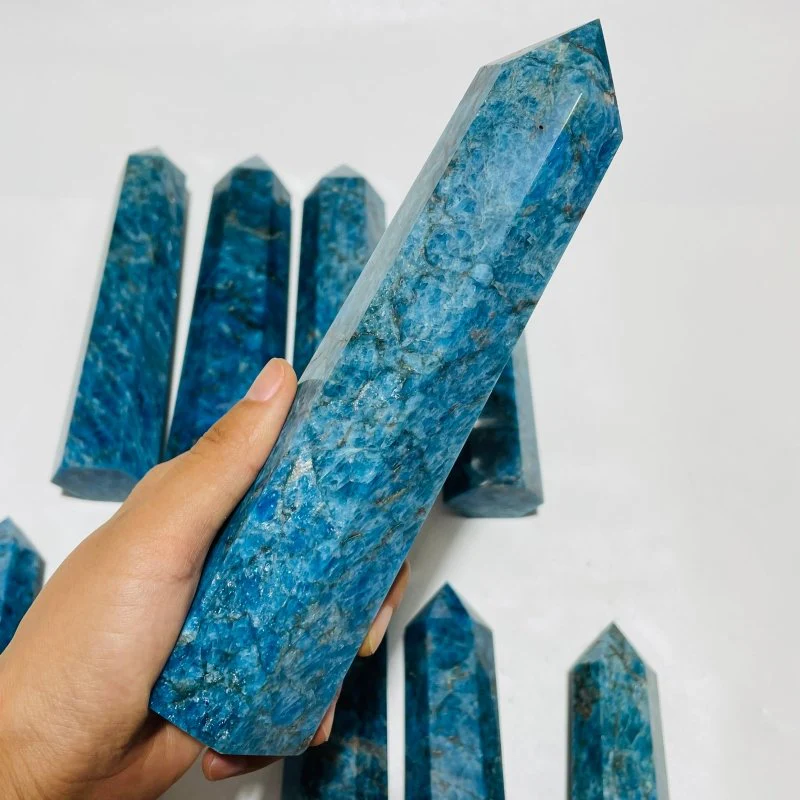 10 Pieces Large Blue Apatite Tower - Image 4