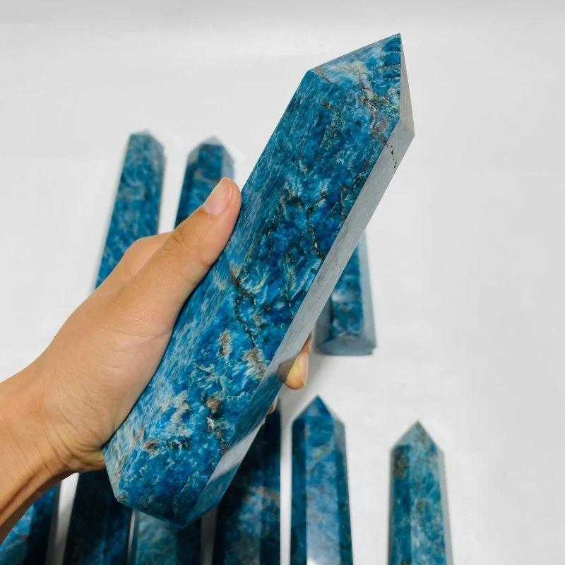 10 Pieces Large Blue Apatite Tower - Image 5