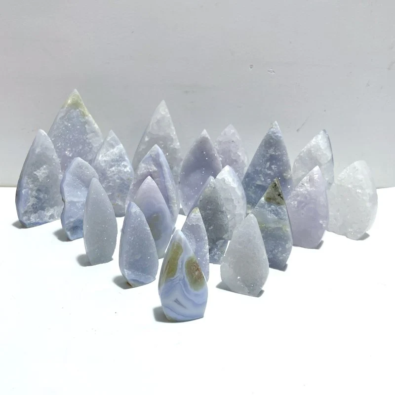 21 Pieces Blue Chalcedony Arrow Head Shape
