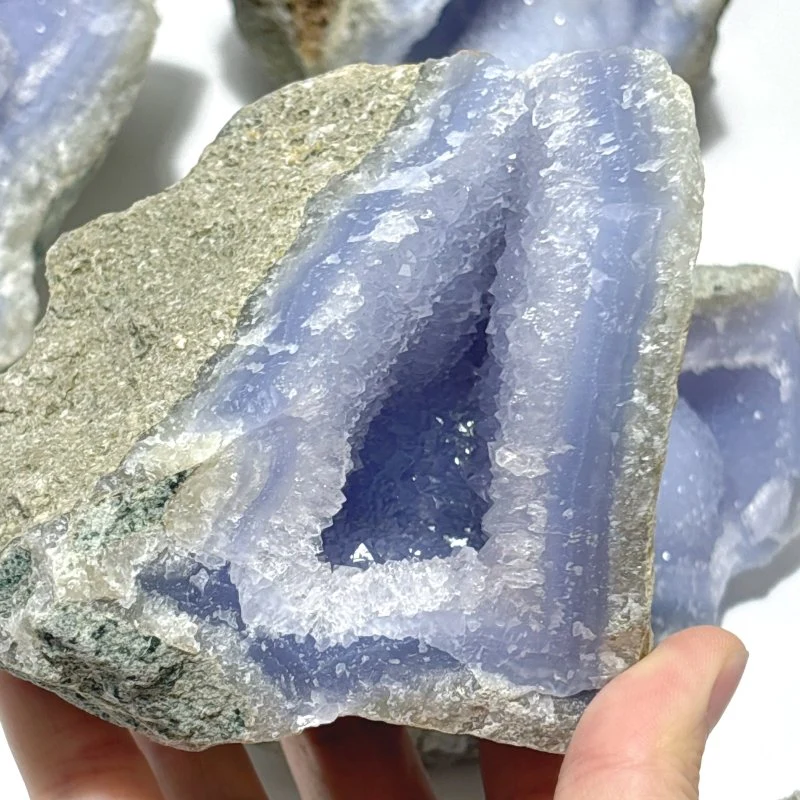 8 Pieces Large Blue Chalcedony Druzy Geode - Image 5