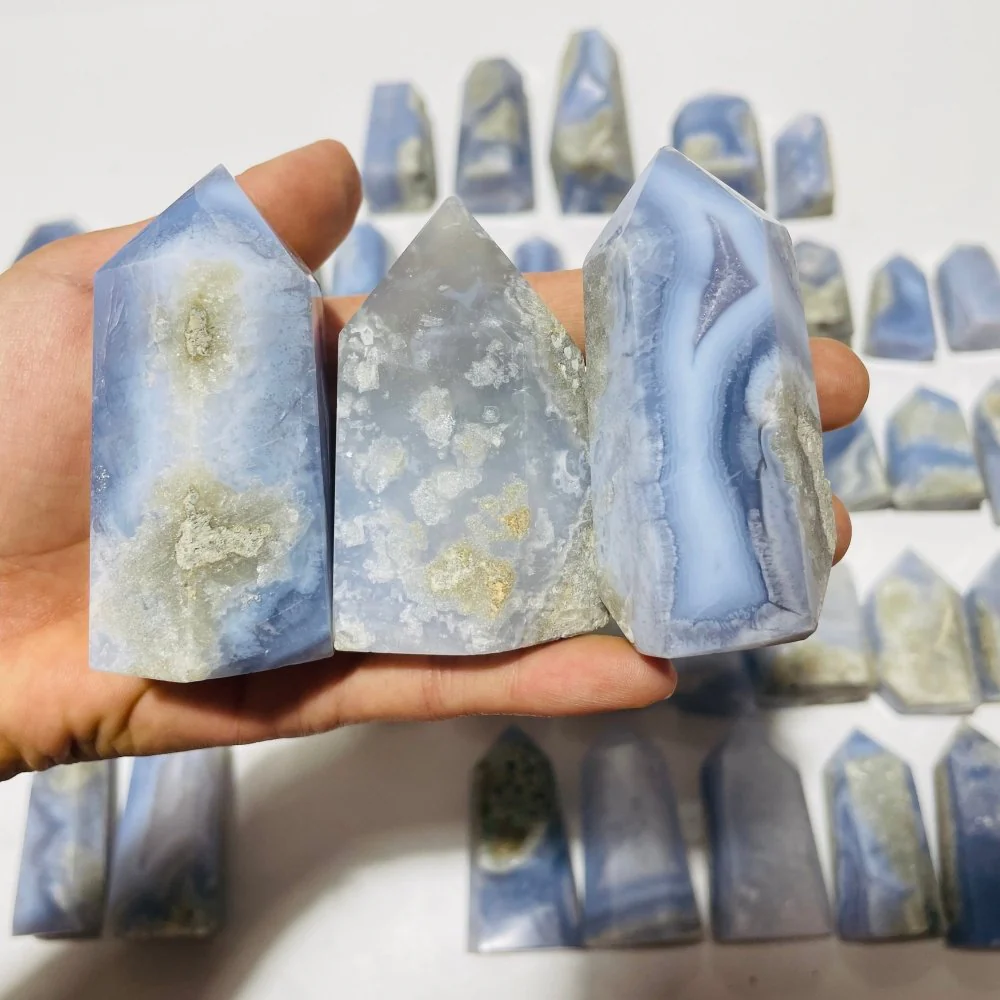 48 Pieces Blue Chalcedony Points - Image 6