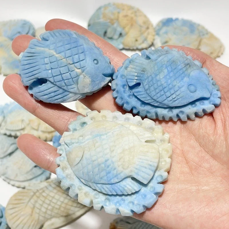 38 Pieces Blue Dumortierite Fish Carving - Image 6