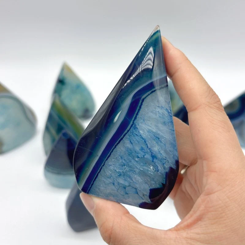 Blue Dyed Agate Arrow Head Shape Wholesale - Image 2