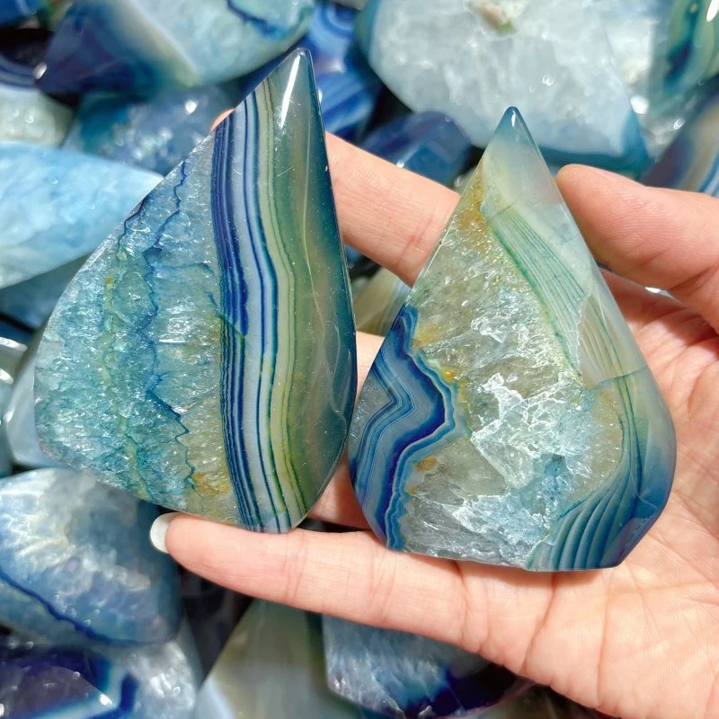 Blue Dyed Agate Arrow Head Shape Wholesale - Image 3