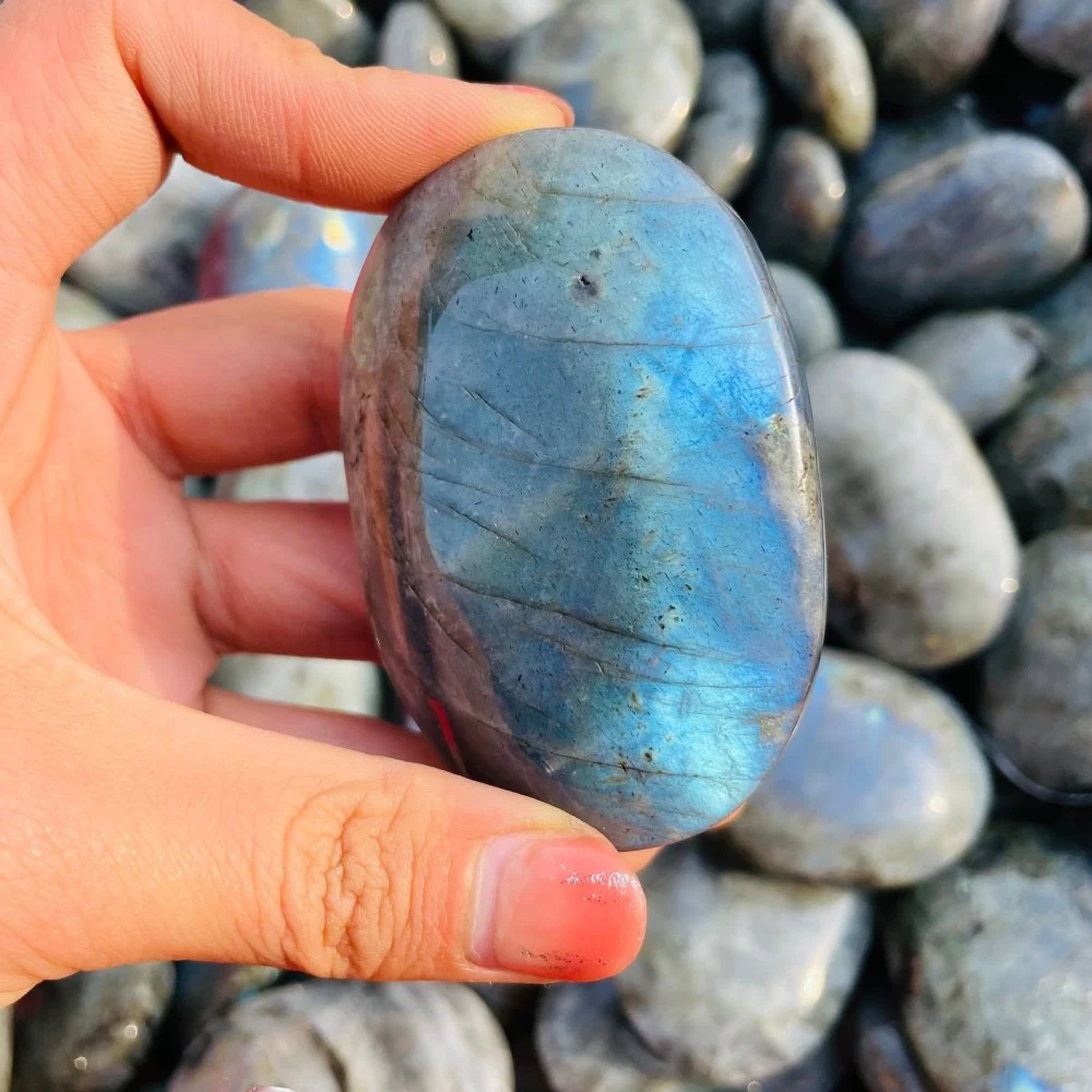 Blue&Yellow Labradorite Palm Wholesale - Image 3