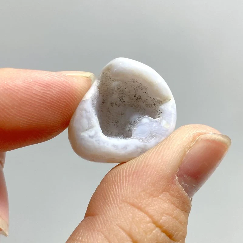 Blue Lace Agate Chips Small Tumbled Wholesale - Image 4