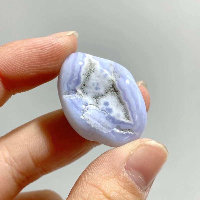 Blue Lace Agate Chips Small Tumbled Wholesale - Image 6