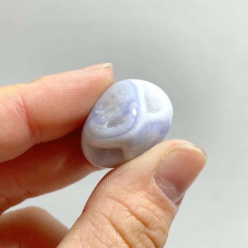 Blue Lace Agate Chips Small Tumbled Wholesale - Image 7
