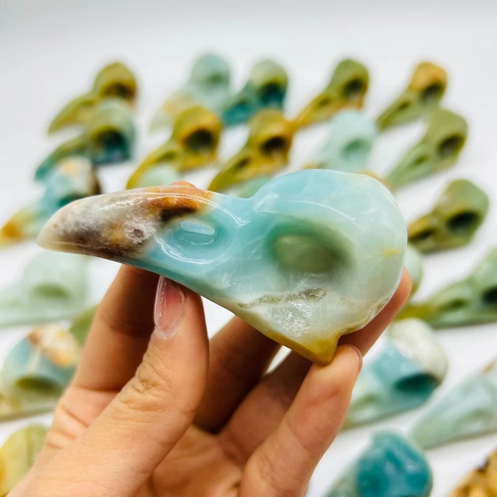 30 Pieces High Quality Caribbean Calcite Crow Skull Carving - Image 4