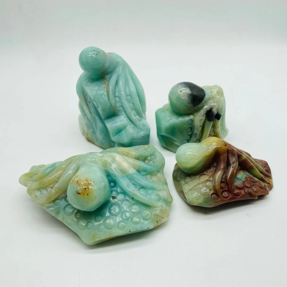 4 Pieces Caribbean Calcite Octopus Carving - Image 4