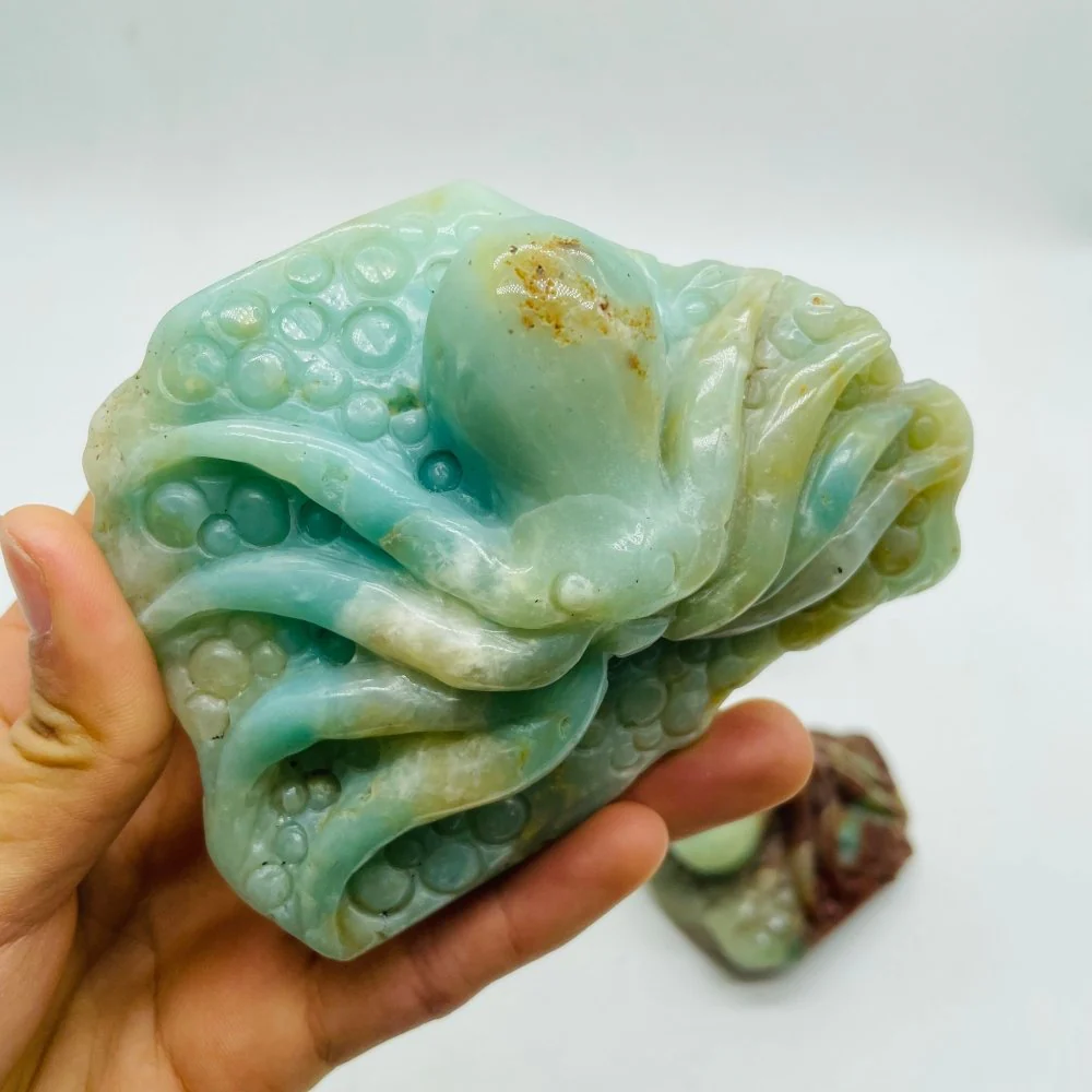 4 Pieces Caribbean Calcite Octopus Carving - Image 6