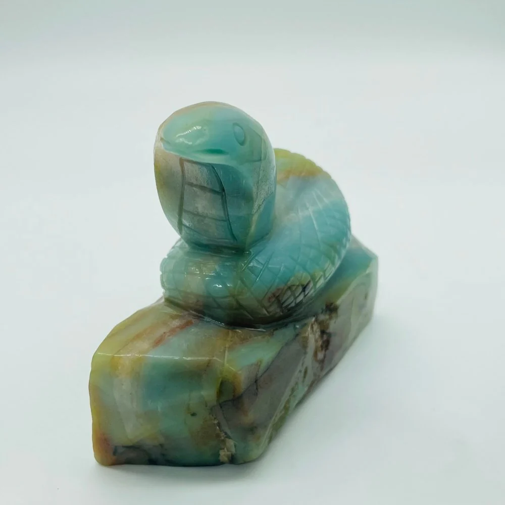 Caribbean Calcite Snake Carving - Image 4