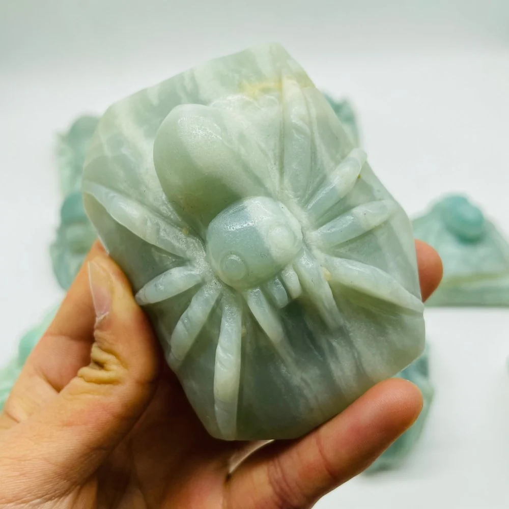 12 Pieces Caribbean Calcite Spider Carving - Image 6