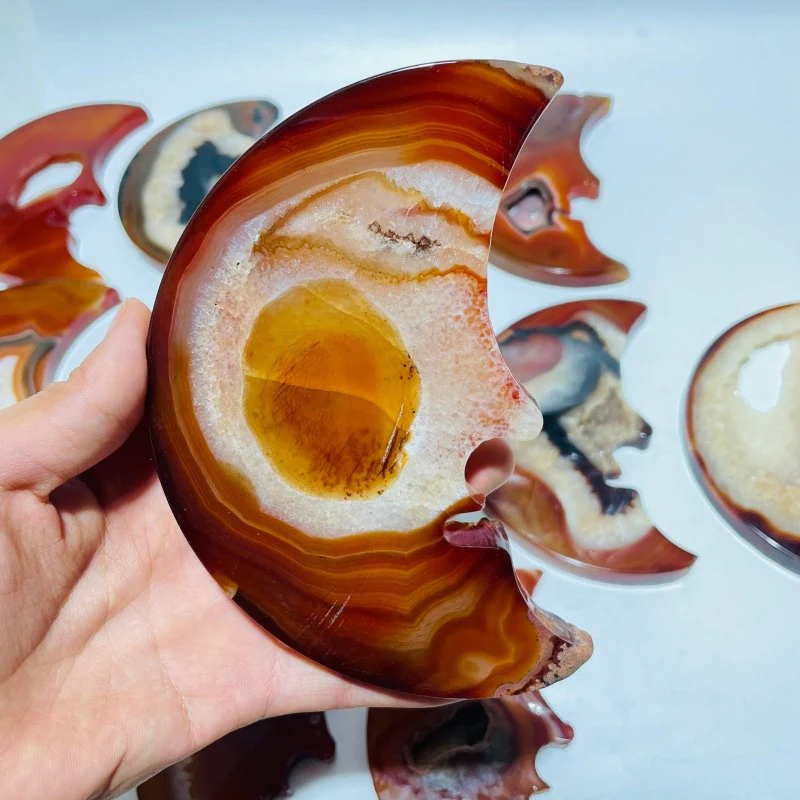 12 Pieces Large Carnelian Moon Face Carving - Image 6