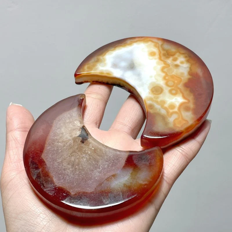 Carnelian Moon Shape Wholesale - Image 4