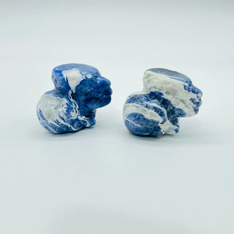 Christmas Cute Flying Shoe Wings Carving Howlite Sodalite Wholesale - Image 4