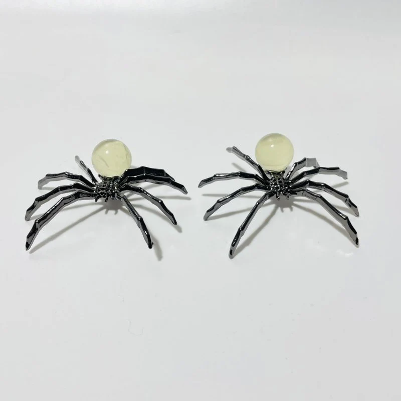 Citrine Crystal Sphere Spider Ornament Handmade Alloy Spider Wholesale - Image 4
