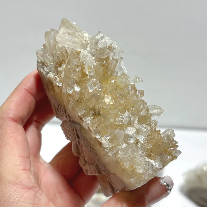 10 Pieces Clear Quartz Cluster Indian Skull Carving - Image 5