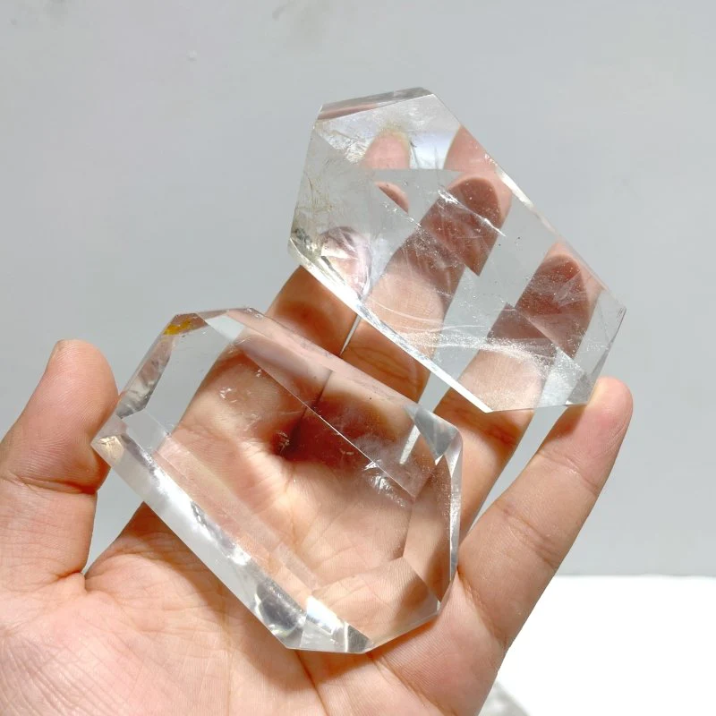 28 Pieces Clear Quartz Free Form - Image 5