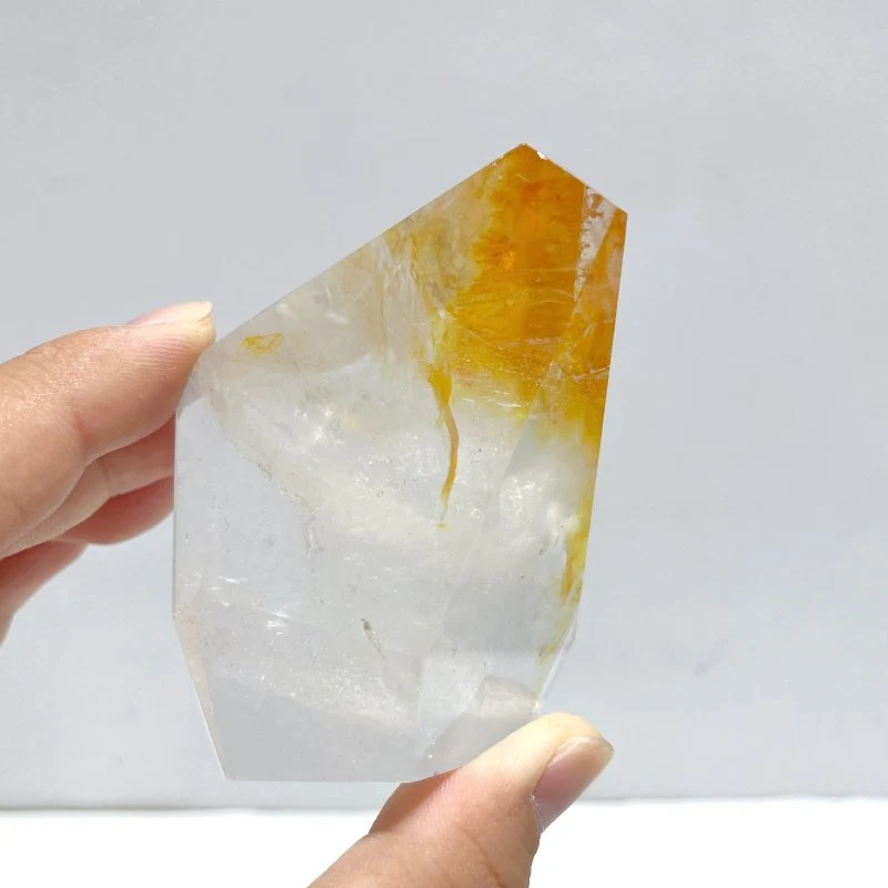 28 Pieces Clear Quartz Free Form - Image 7