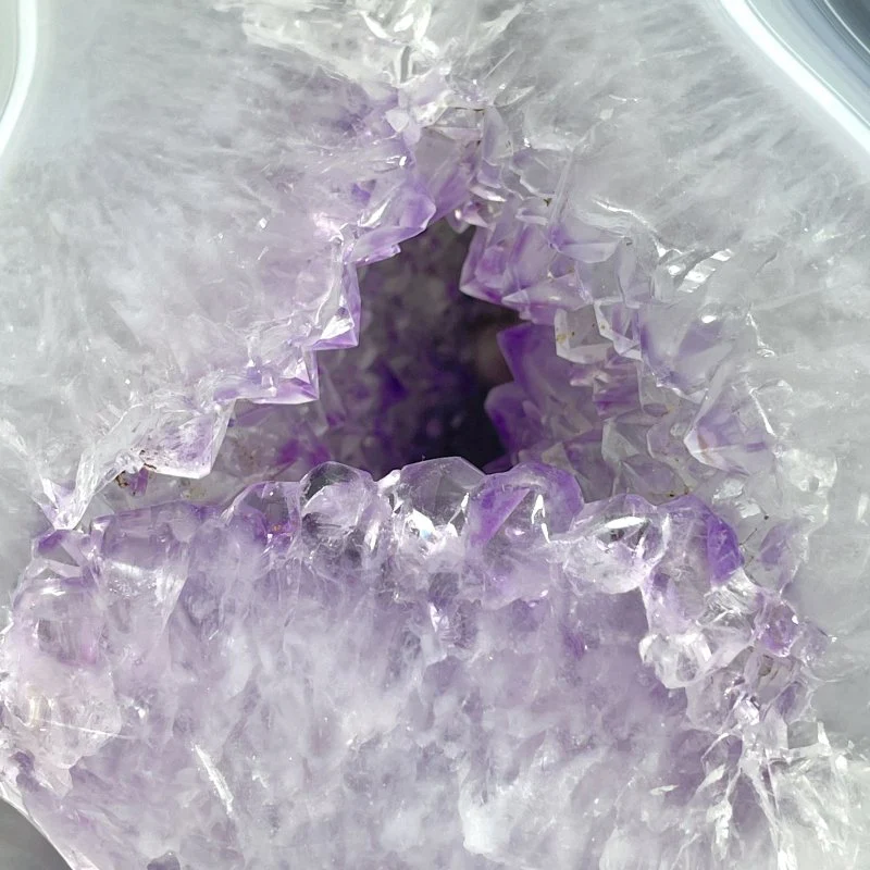 Druzy Geode Amethyst Mixed Agate Large Skull Carving - Image 4