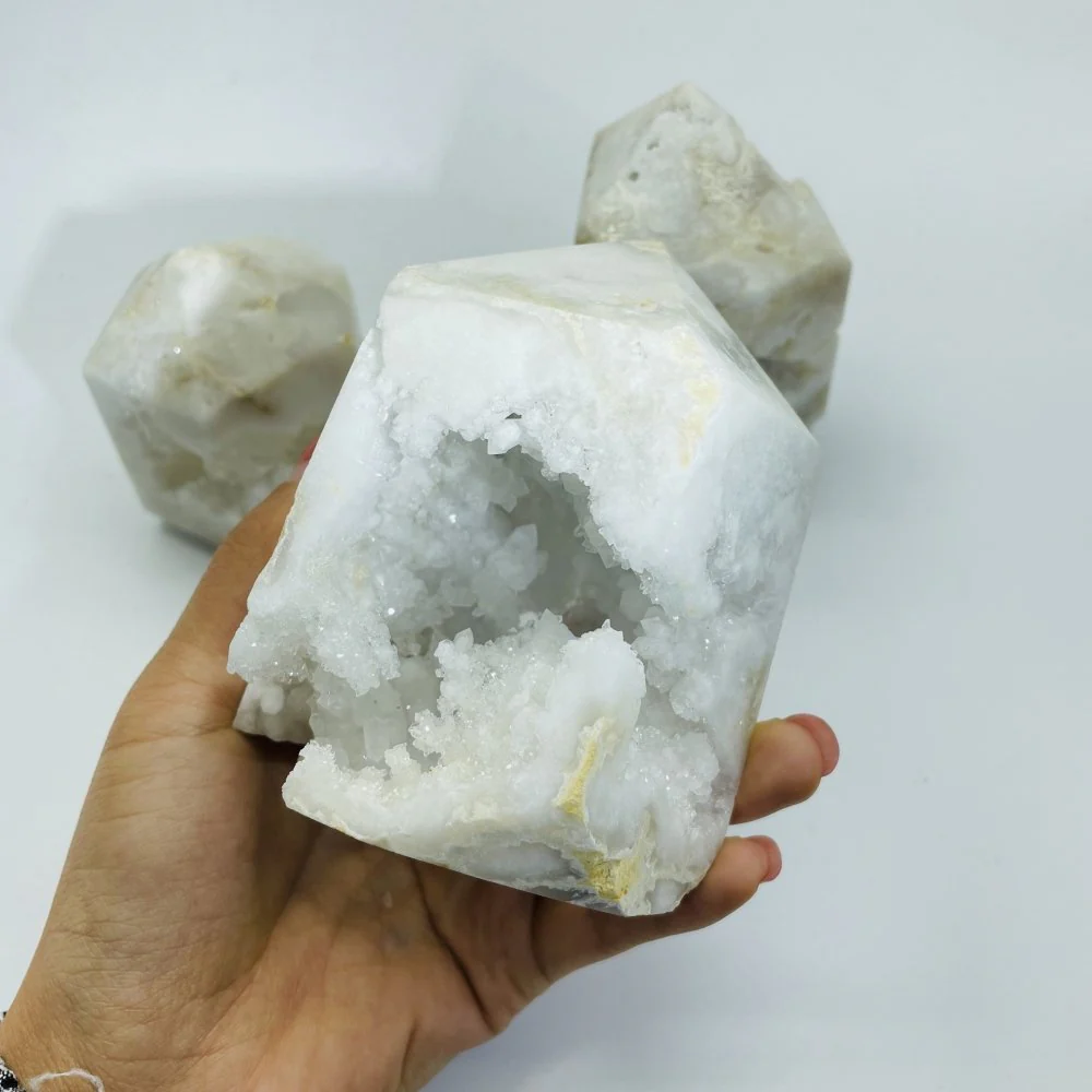 Druzy Quartz Geode Tower Point Wholesale - Image 3
