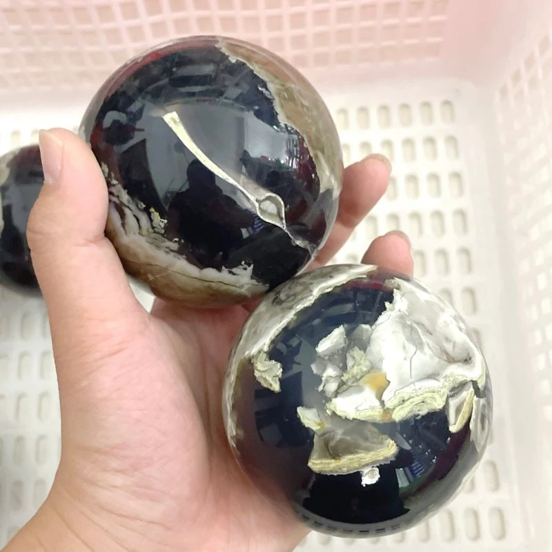 11 Pieces Large Volcano Agate Spheres (UV Reactive) - Image 2