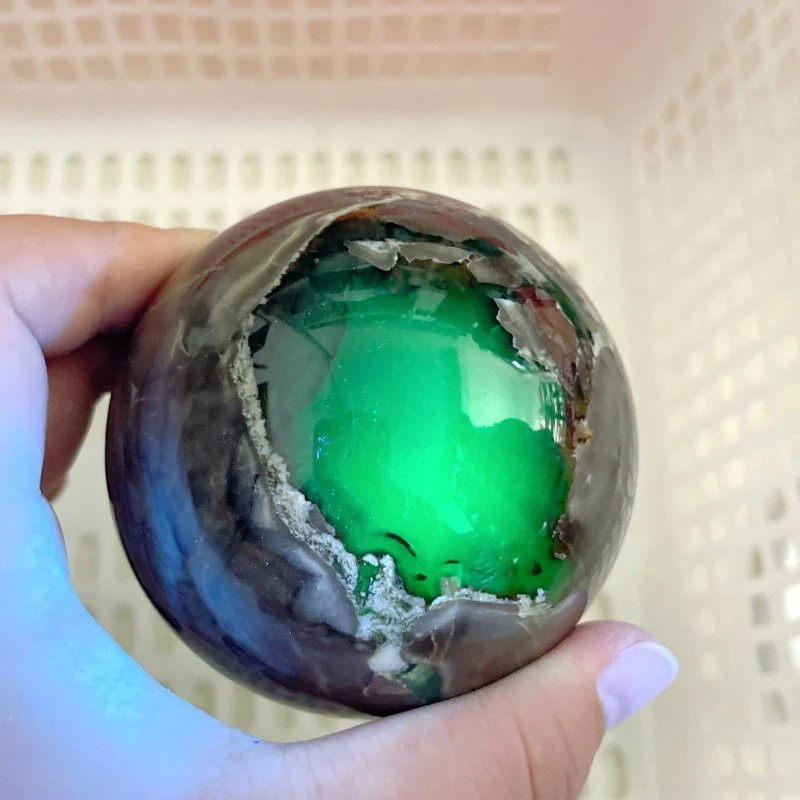 11 Pieces Large Volcano Agate Spheres (UV Reactive) - Image 5