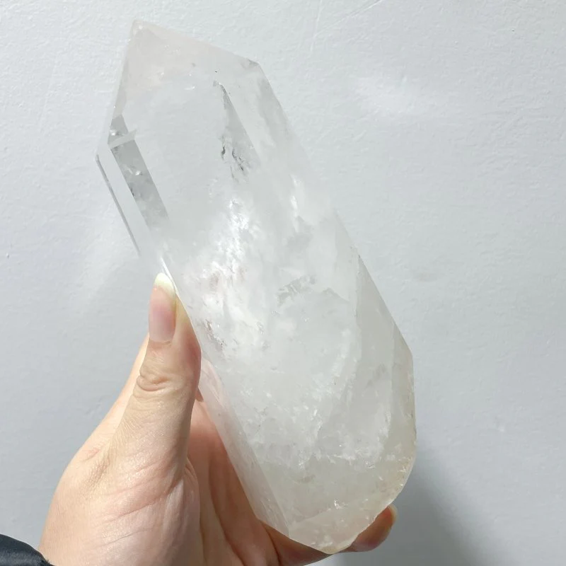 5 Pieces Large Clear Quartz Tower Raw Bottom - Image 6