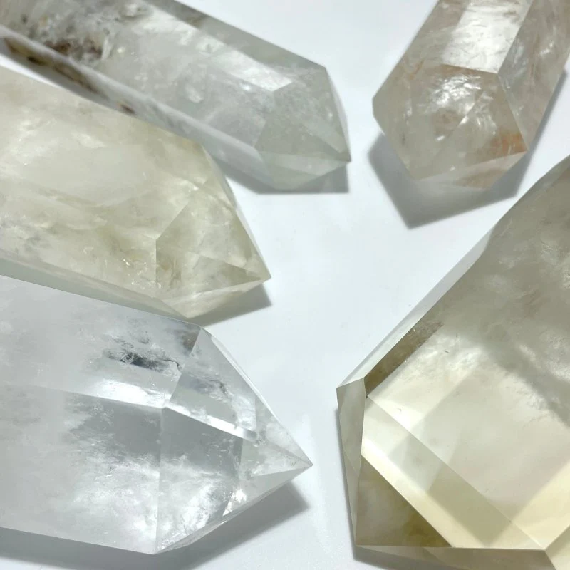 5 Pieces Large Clear Quartz Tower Raw Bottom - Image 7