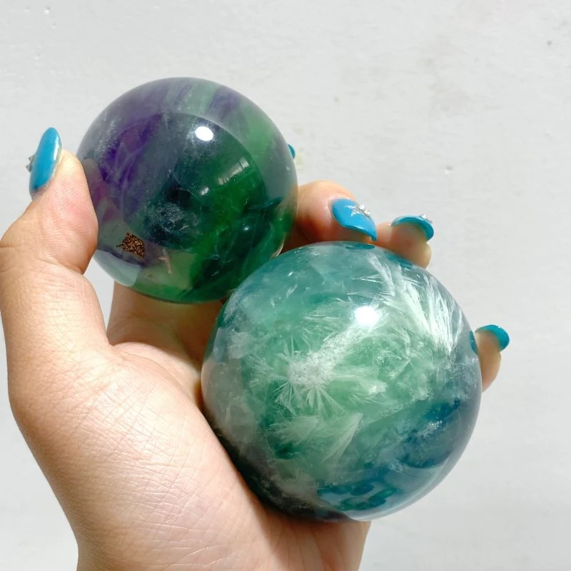 12 Pieces Feather Fluorite Mixed Pyrite Sphere Balls - Image 6