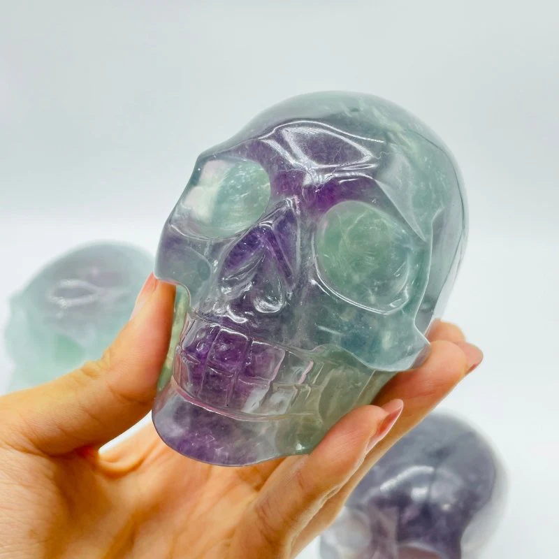 6 Pieces Large Fluorite Halloween Skull Carving - Image 4