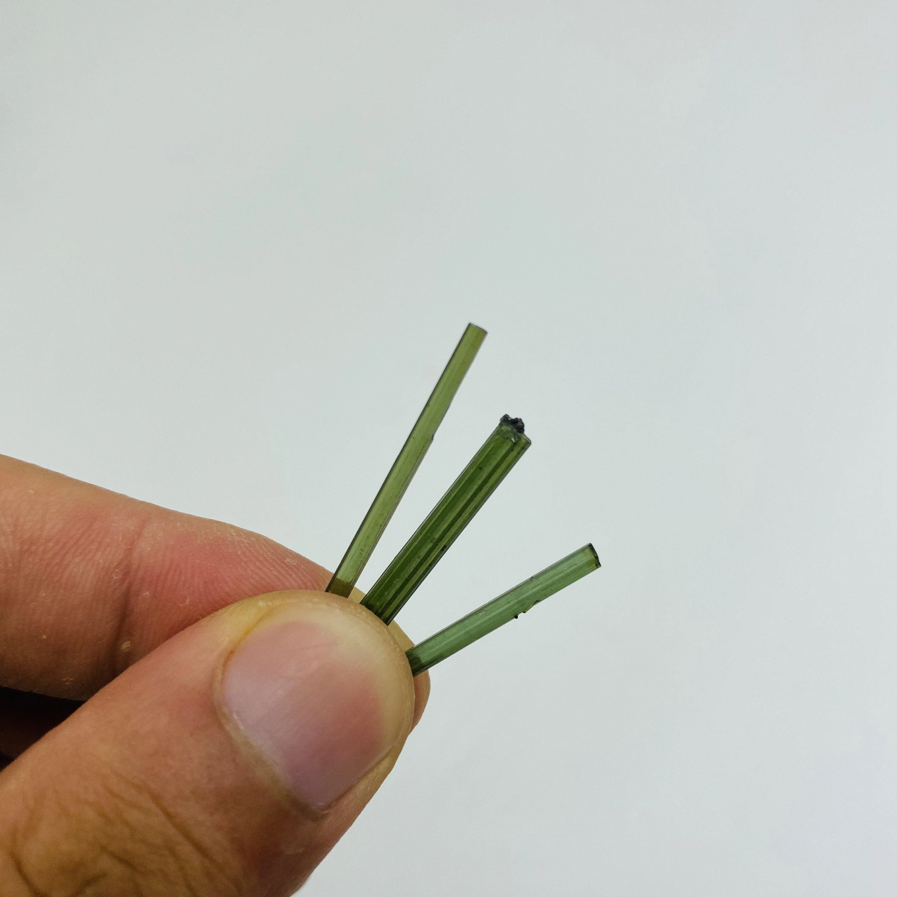 Gem Grade Green Tourmaline For DIY Pendant - Image 2