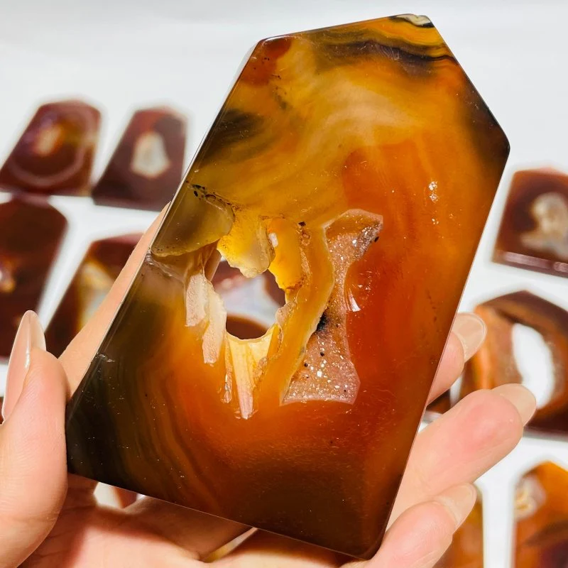 29 Pieces Geode Carnelian Tower Points - Image 9
