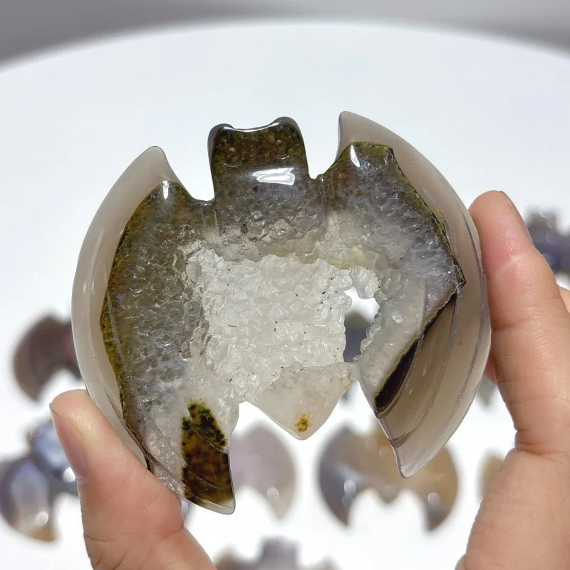 17 Pieces Geode Druzy Agate Bat Carving - Image 6