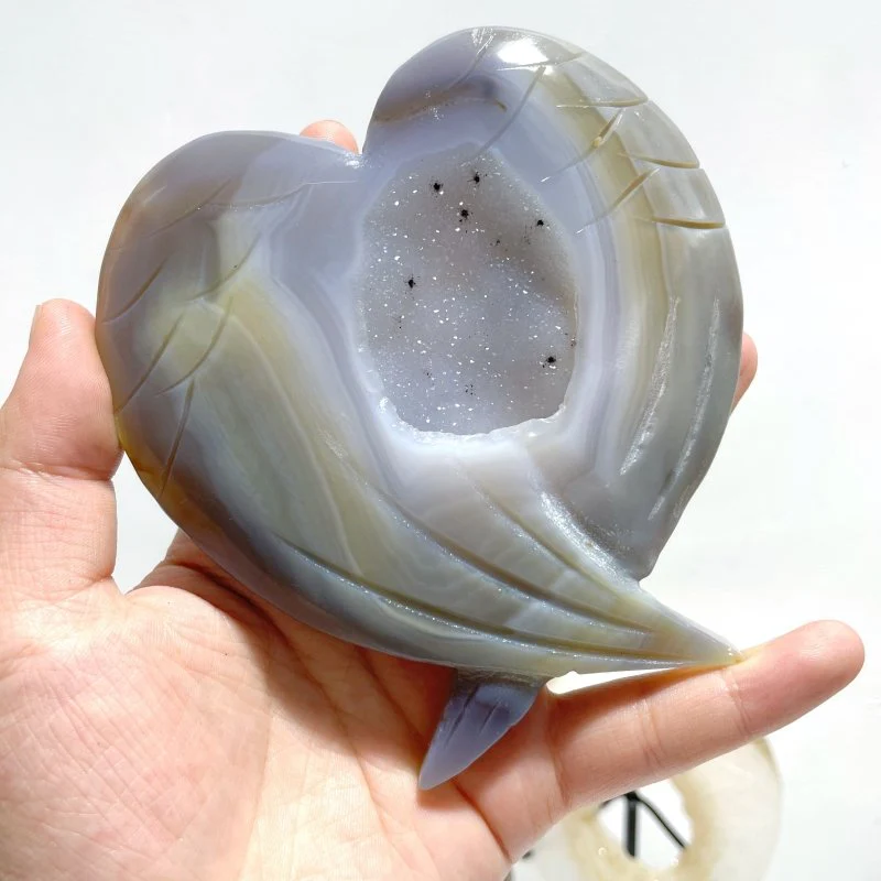 7 Pieces Geode Druzy Agate Fish Carving With Stand - Image 4