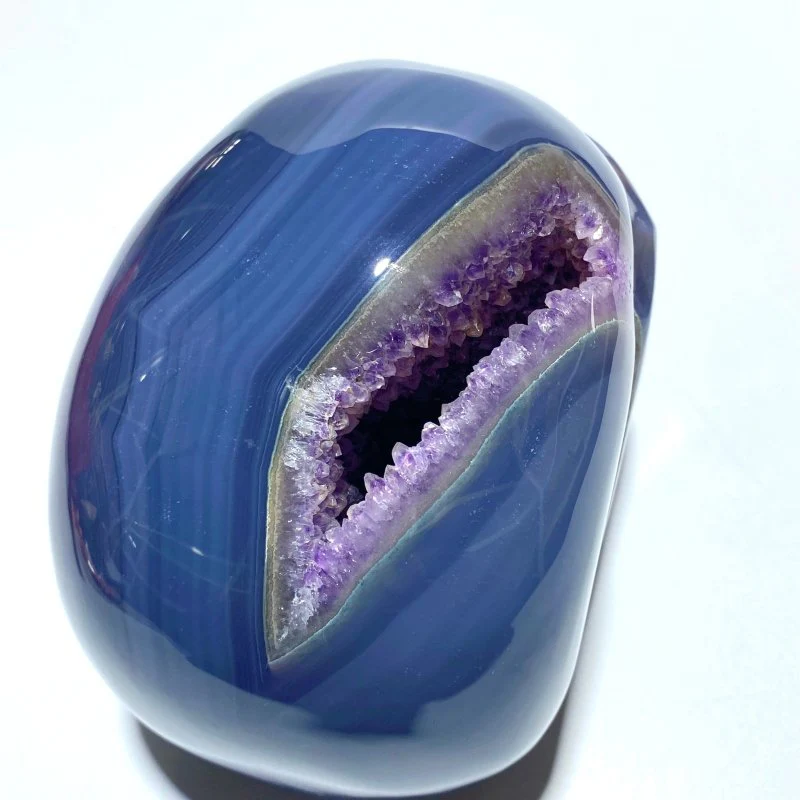 Large Geode Druzy Agate Skull Crystal Carving - Image 3