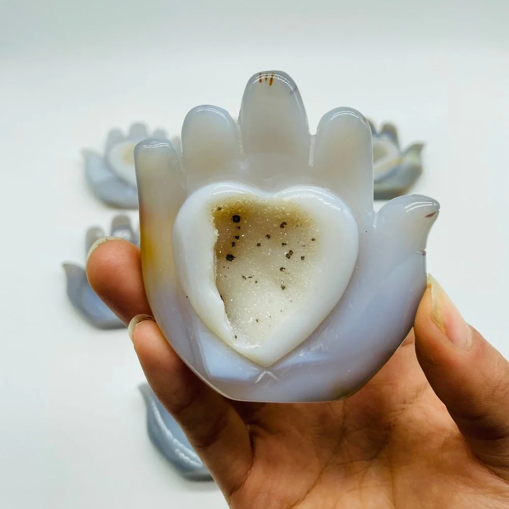 8 Pieces Geode Druzy Agate Stand Beautiful Hand Heart Carving - Image 4