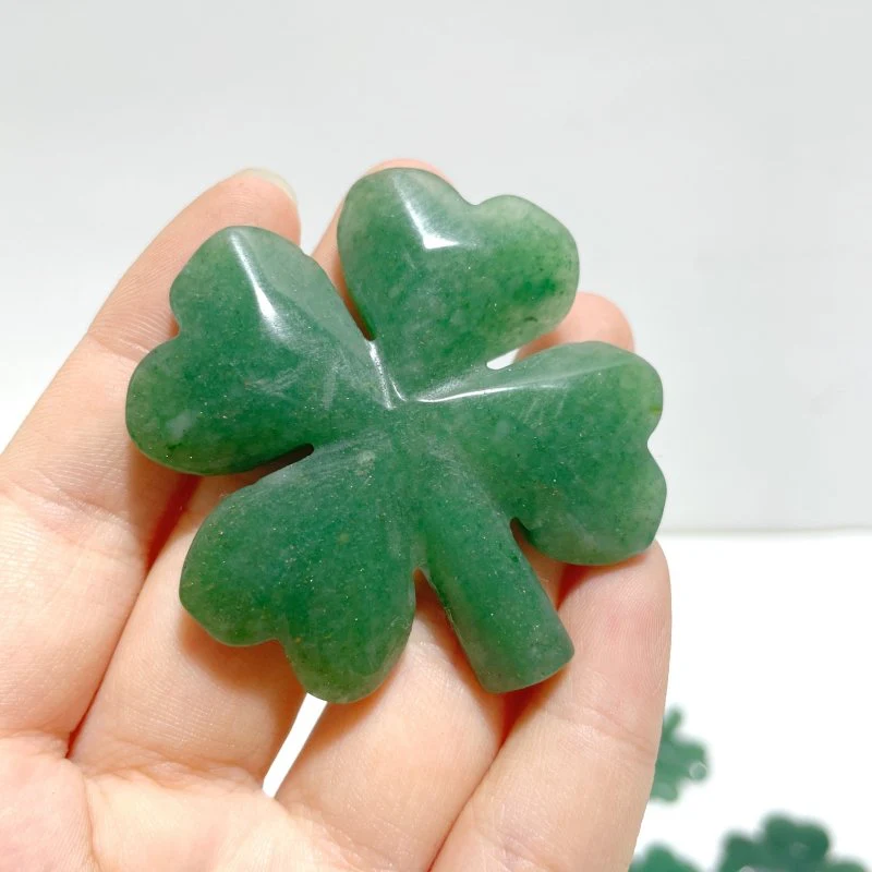 Green Aventurine Four Leaf Clover Carving Wholesale - Image 3