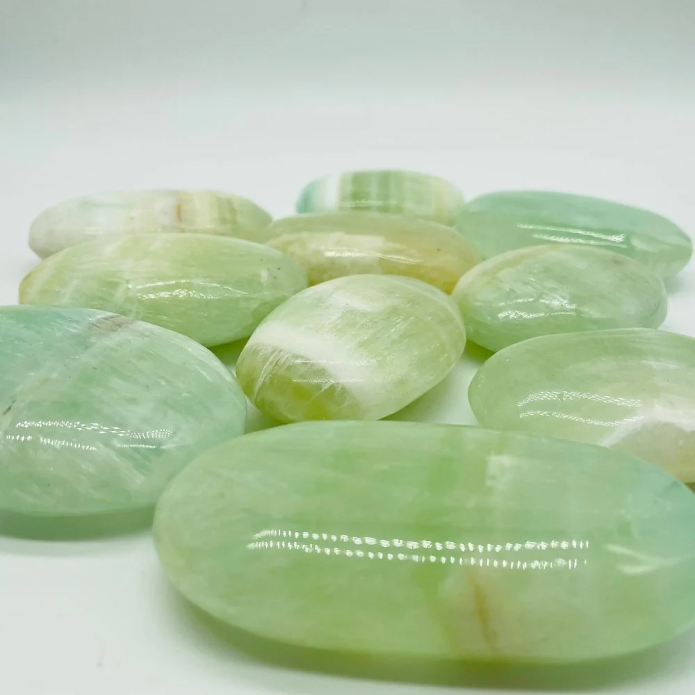Green Calcite Palm Crystal Wholesale - Image 2