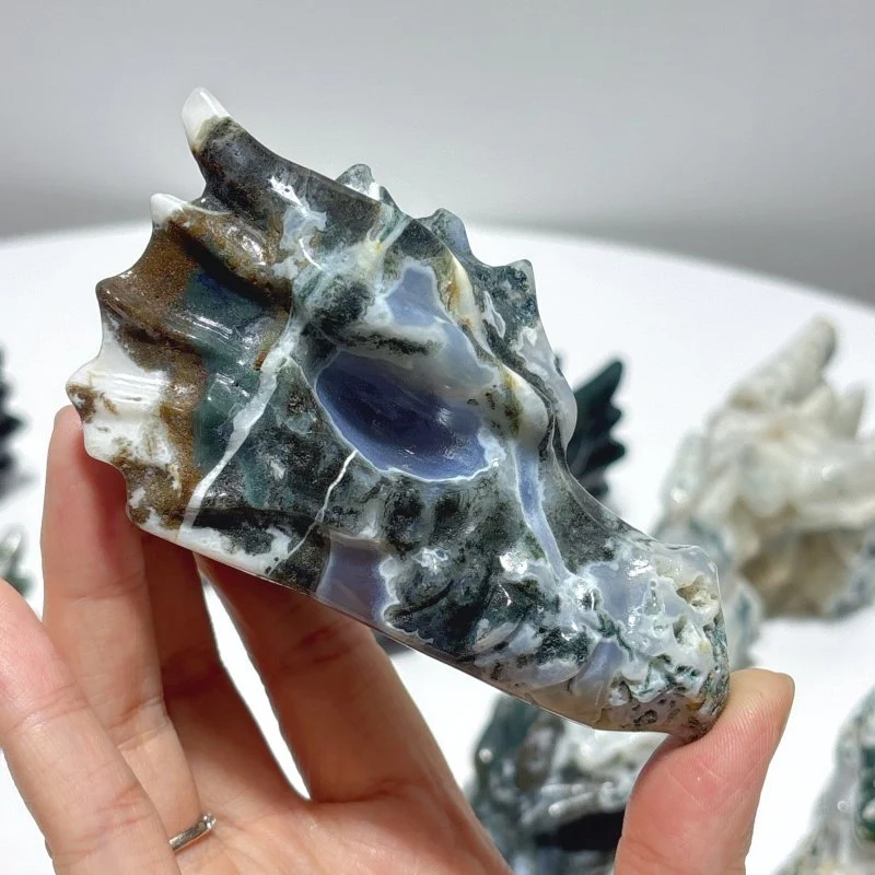 10 Pieces Moss Agate Dragon Head Carving - Image 9