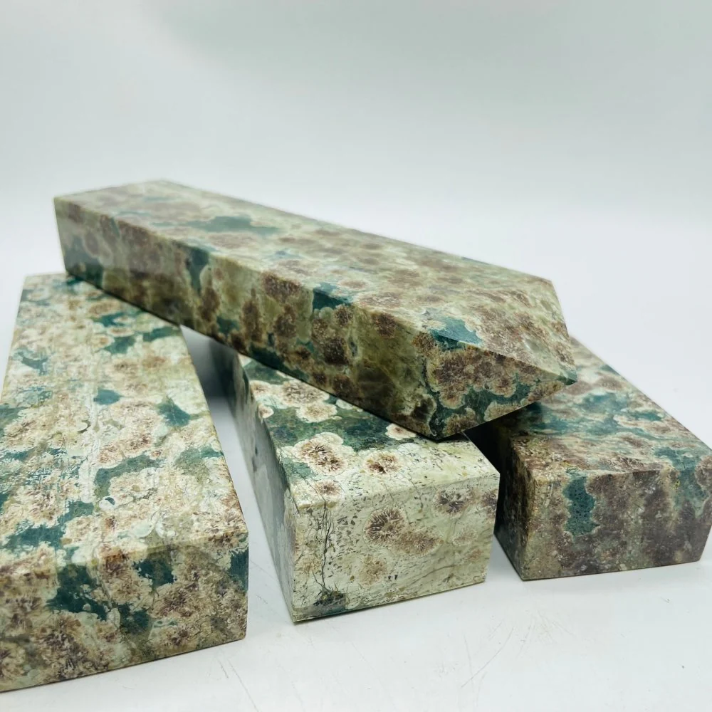 Green Flower Stone Four-Sided Large Tower Point Wholesale - Image 4