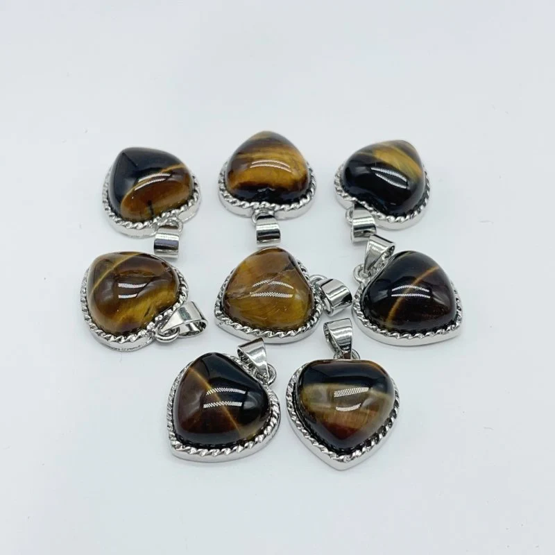 Green Strawberry Quartz Tiger Eye Heart Pendant Wholesale - Image 2