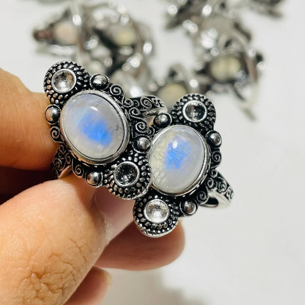 Beautiful Sri Lanka Moonstone Ring Wholesale - Image 4