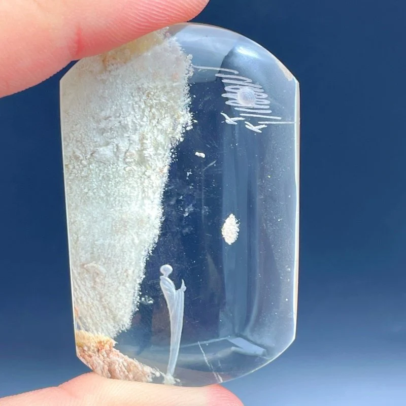 High Quality Buddhist Monk Bodhi Kensho Garden Quartz Inner Scene Carving (HGUD017)