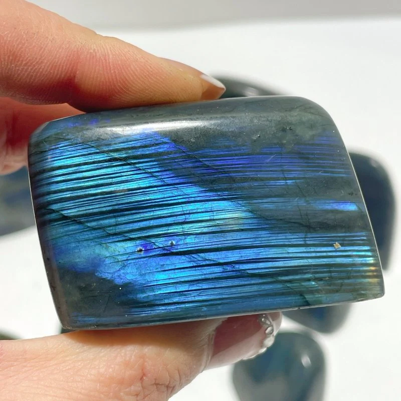 Beautiful Small Flash Blue Yellow Labradorite Home Decor Wholesale - Image 2
