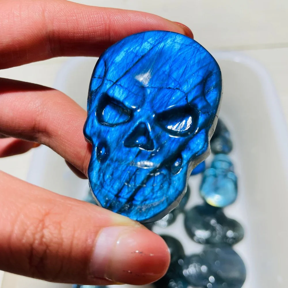 High Quality Labradorite Skull Carving Crystal Wholesale - Image 2
