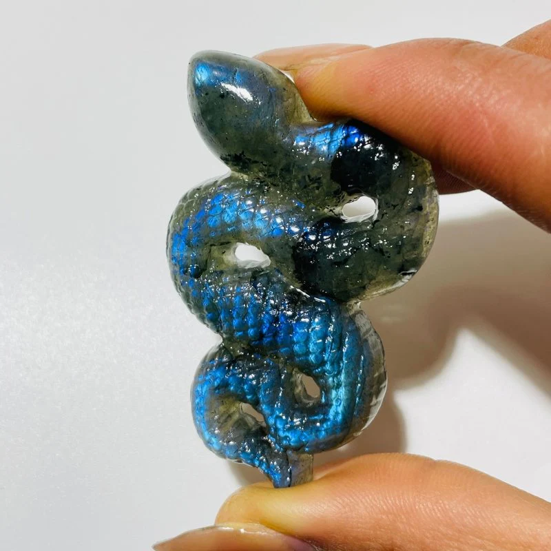 High Quality Labradorite Snake Carving Crystal Wholesale - Image 5